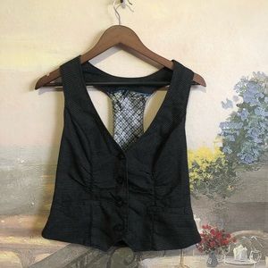 🌼2/$15🌼 Women’s suit vest.